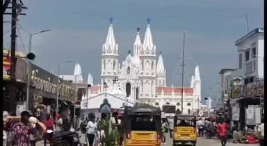 கீழ்வேளூர்: வேளாங்கண்ணி கடலில் குளித்த கர்நாடக மாநிலத்தைச் சேர்ந்த வாலிபர் கடல் அலையில் சிக்கி மாயம் தேடும் பணி தீவிரம்