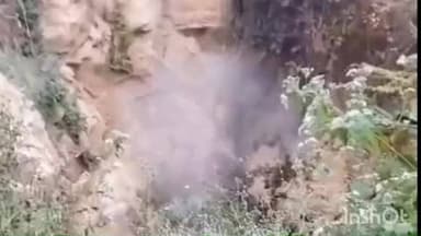 ఇల్లందు: ఇల్లందు మండల పరిధిలోని సింగరేణి 21 ఫీట్ ప్రాంతంలో కుంగిన పాత బొగ్గు బావి, అందులో నుండి వెలువడుతున్న విషవాయువు