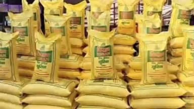 पिपरई: पिपरई में डबल लॉक केंद्र को चंबल फर्टिलाइजर एंड केमिकल लिमिटेड कंपनी से 150 मेट्रिक टन यूरिया प्राप्त हुई