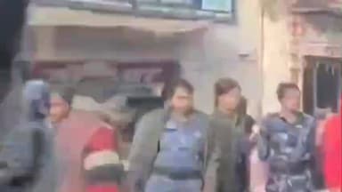 जगदीशपुर: भागलपुर में कई दुकानों पर बुलडोजर चला, 15 दिन के लिए कार्रवाई रुकी, 27 साल पुराना है जमीनी विवाद