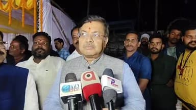 ଖଲ୍ଲିକୋଟ୍: ମା' ନାରାୟଣୀ ମନ୍ଦିର ପାରିପାର୍ଶ୍ବିକ ଉନ୍ନତି କରଣ ପ୍ରକଳ୍ପ ଭିତ୍ତିପ୍ରସ୍ତର ସ୍ଥାପନ କାର୍ଯ୍ୟକ୍ରମରେ ଯୋଗଦେଇ ପ୍ରତିକ୍ରିୟା ରଖିଲେ ଆଇନ...