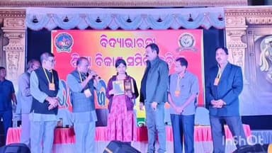 ଖୋର୍ଦ୍ଧା: ବୋଲଗଡ଼ ସରସ୍ବତୀ ଶିଶୁ ବିଦ୍ୟାମନ୍ଦିର ର ରଜତ ଜୟନ୍ତୀ ସମାରୋହରେ ଯୋଗଦେଲେ ଖୋର୍ଦ୍ଧ ବିଧାୟକ