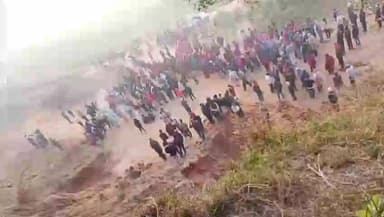 चितरंगी: सिंगरौली में रेतीली मिट्टी धंसने से युवक की मौत, गढ़वा में खुदाई के दौरान हादसा, एक घायल