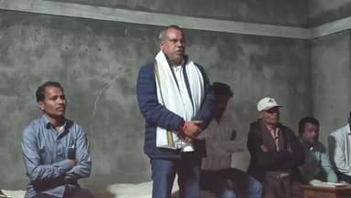 નાંદોદ: કોંગ્રેસ સારી પાર્ટી છે બીજેપી તો મોટા લોકોની પાર્ટી છે આદિવાસી માટે કશું કામ કરતી નથી : જિલ્લા પ્રમુખ રણજીત સિંહ તડવી.