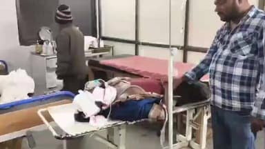 હાલોલ: હાલોલ શિવરાજપુર રોડ પર બાઇક ચાલક સ્પીડ બ્રેકર કૂદી જતા સર્જાયો અક્સ્માત,ચાલક હાલત ગંભીર હોવાથી વડોદરા રિફર કરાયો