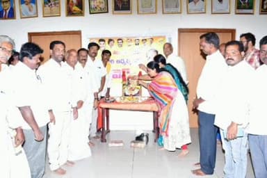 కళ్యాణదుర్గం: యువత స్వామి వివేకానంద అడుగుజాడల్లో నడవాలి: కళ్యాణదుర్గం మున్సిపల్ చైర్ పర్సన్ గౌతమి