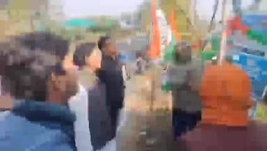 মথুরাপুর ২: দিঘিরপাড়া বকুলতলা গ্রাম পঞ্চায়েতের প্রধান অশোক কাঁসারির উদ্যোগে ১৬৩ তম স্বামী বিবেকানন্দের জন্মদিন পালন