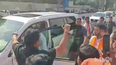 ठाणे: ठाणे मनपा प्रभाग क्रमांक चार मध्ये महायुतीच्या उमेदवारांसाठी उपमुख्यमंत्र्यांनी केले जोरदार शक्ती प्रदर्शन