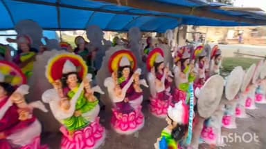 डुमरांव: राजस्थान के कारीगरों द्वारा निर्मित प्रतिमाओं से डुमरांव नगर में विराजेंगी मां शारदे, तैयारी अंतिम चरण में