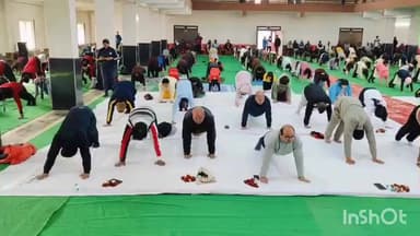 श्योपुर: नपा ऑडिटोरियम में सामूहिक सूर्य नमस्कार और राष्ट्रीय युवा दिवस का आयोजन