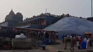 அகஸ்தீஸ்வரம்: பொங்கல் பண்டிகையை முன்னிட்டு கன்னியாகுமரியில் விவேகானந்தர் மண்டபத்திற்கு 3 மணி நேரம் பக்டகு போக்குவரத்து நீட்டிப்பு.