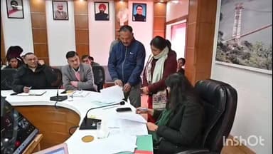 टिहरी: सीडीओ वरुणा अग्रवाल की अध्यक्षता में जनता दरबार कार्यक्रम का आयोजन, 48 शिकायतें हुईं दर्ज