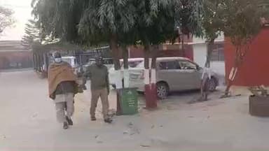 लक्सर: लक्सर के पास पुलिस ने कच्ची शराब के एक तस्कर को किया गिरफ्तार, कच्ची शराब की गई बरामद