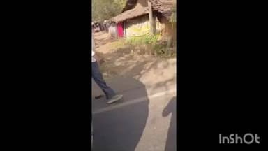 શીંગણાં ગામ પાસે એક એક્સીડેન્ટ નો બનાવથતા માજી ધારાસભ્યશ્રી મંગળભાઈ ગાવિત ગાડી ઉભી રાખીને માનવતા મહેઠાવી