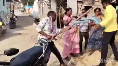 ಶಿಡ್ಲಘಟ್ಟ: ಖಾಲಿ ನಿವೇಶನಕ್ಕೆ ಎರಡು ಕುಟುಂಬಗಳ ನಡುವೆ ಮಾರಾಮಾರಿ; ದಿಬ್ಬೂರಹಳ್ಳಿ ಠಾಣೆಯಲ್ಲಿ ದೂರು ದಾಖಲು