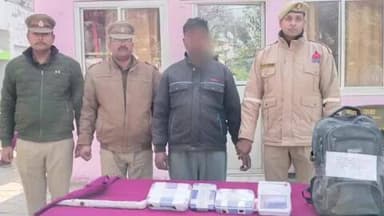 गोंडा: देहात पुलिस ने शातिर चोर उमीद खान को गिरफ्तार किया, चोर के कब्जे से सोने-चांदी के आभूषण और ₹6600 नगद बरामद