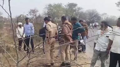 జుక్కల్: నిజాంసాగర్ - పిట్లం రహదారిపై రోడ్డు ప్రమాదంలో ఓ వ్యక్తి మృతి, పోస్టుమార్టం నిమిత్తం ఆస్పత్రికి తరలింపు : పోలీసులు