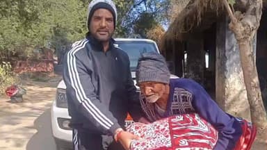 खूंटी: डोडमा मांझी टोली में उप प्रमुख ने 30 जरूरतमंदों के बीच कंबल वितरित किए