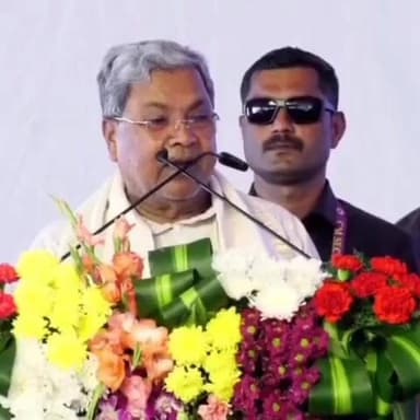 ಯಡ್ರಾಮಿ: ಬಿಜೆಪಿಯವರು ಬರೀ ಸುಳ್ಳು ಹೇಳ್ತಾರೆ.. ಅಪಪ್ರಚಾರ ಮಾಡ್ತಾರೆ: ಪಟ್ಟಣದಲ್ಲಿ ಬಿಜೆಪಿ ವಿರುದ್ಧ ಸಿಎಂ ಸಿದ್ದರಾಮಯ್ಯ ವಾಗ್ದಾಳಿ