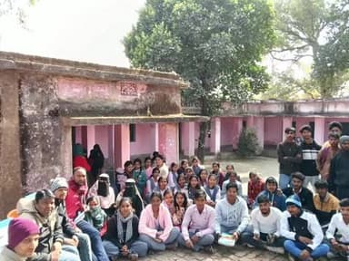 बरकागाँव: झारखंड महाविद्यालय बड़कागांव में सरस्वती पूजा व विदाई समारोह को भव्य रूप से मनाने के लिए हुई बैठक