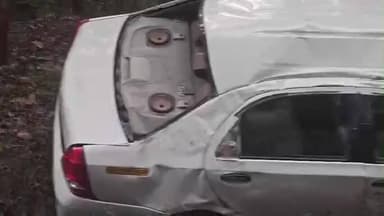 ಸೂಪಾ: ಗಣೇಶಗುಡಿ - ಬರ್ಚಿ ರಸ್ತೆಯ ಅವೇಡಾದ ಹತ್ತಿರ ಕಾರು ಪಲ್ಟಿ