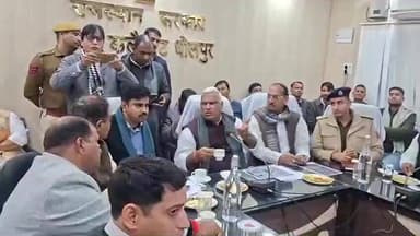 धौलपुर: डांग में बिजली संकट पर बाड़ी विधायक ने लगाई फटकार, किसानों की पीड़ा पर भड़के विधायक ने अधीक्षण अभियंता को सुनाई फटकार