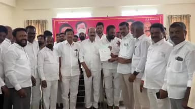 సంగారెడ్డి: సంగారెడ్డిలో రూ.26.33 లక్షల విలువైన సీఎం రిలీఫ్ ఫండ్ చెక్కులను పంపిణీ చేసిన ఎమ్మెల్యే చింత ప్రభాకర్