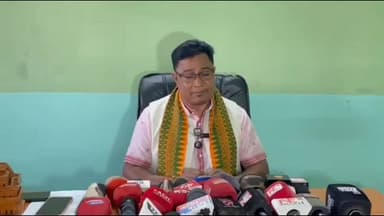 শিৱসাগৰ: যুৱনেতা লাচিত গগৈৰ সংবাদমেল শিৱসাগৰত, সমালোচনা বিধায়ক অখিল গগৈক ।