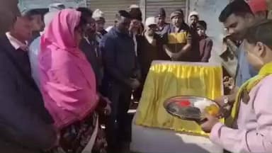 डोमचांच: विधायक नीरा यादव ने ₹77 लाख की नाली व ढक्कन निर्माण का किया शिलान्यास