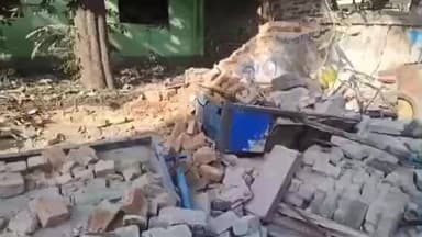 ରାଜଗାଙ୍ଗପୁର: କଲେଜ ପାଚେରୀ ଭାଙ୍ଗି ମାଡି ବସିବାରୁ ୧ ବାଇକ ୨ ସାଇକେଲ ଭାଙ୍ଗି ଚୁରମାର