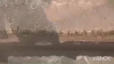 धौरहरा: नगर पंचायत धौरहरा में बिना मानक के घटिया सामग्री से हो रहा नाली निर्माण, वीडियो हुआ वायरल