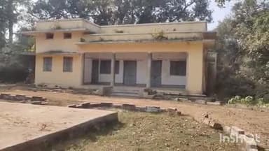 शंभूगंज: बिशनपुर गांव में सिंचाई विभाग के कार्यालय में वर्षों से लटका ताला, किसानों में आक्रोश