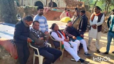 करेरा: विधायक रमेश खटीक ने सिरसौद मंडल के बूथों पर एसआईआर के संबंध में कार्यकर्ताओं से चर्चा की