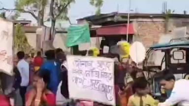 মগরাহাট ২: স্বামী বিবেকানন্দের জন্মজয়ন্তী উপলক্ষে বিবেকানন্দ বিদ্যামন্দির কেজি স্কুলের পক্ষ থেকে শোভাযাত্রা