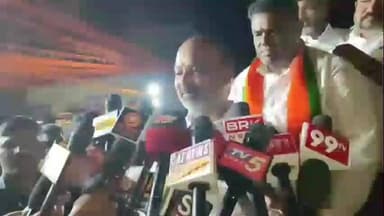 సిరిసిల్ల: సిరిసిల్లలో మీడియా తో మాట్లాడిన కేంద్ర హోంశాఖ సహాయ మంత్రి బండి సంజయ్