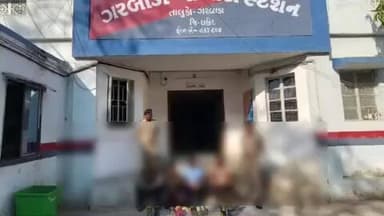 ગરબાડા: ગરબાડા પોલીસનું ઉતરાયણ ના પર્વને લઈને દે ધનાધન ચાઈનીઝ દોરી વેચતા ચાર વેપારીને ઝડપ્યા.