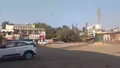 मंडला: बस स्टैंड में पसरा सन्नाटा, बसों के हटने से यात्रियों को मिली राहत, परिसर में दिख रही है साफ़-सफाई