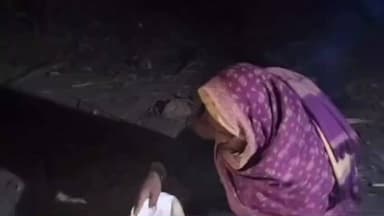 मोकामा: पंडारक प्रखंड के एनटीपीसी थाना पुलिस ने 5 लीटर देसी शराब के साथ एक व्यक्ति को गिरफ्तार किया