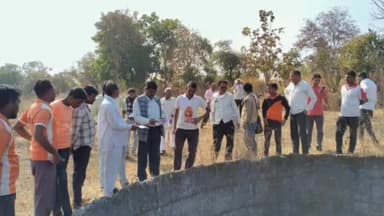 पातुर: सावरगाव विहीर सर्वेक्षण घोटाळा: चौकशी समितीकडून ‘मोका’ पाहणी