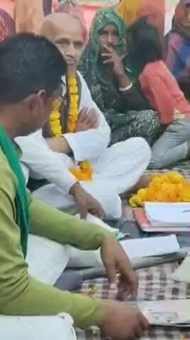 बारा: कौंधियारा सीएचसी में अव्यवस्था को लेकर भारतीय किसान यूनियन ने प्रारंभ किया सत्याग्रह आंदोलन