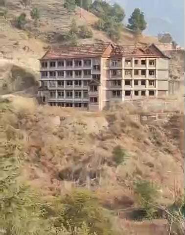 करसोग: आईटीआई करसोग का भवन निर्माण पड़ा ठप्प, वीडियो सोमवार को सोशल मीडिया पर हुआ वायरल, जल्द कार्य पूरा करने की मांग