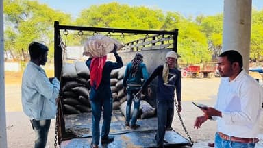 कबीरधाम जिले में कलेक्टर श्री गोपाल वर्मा के निर्देश पर धान खरीदी सुचारू, 79,514 किसानों से 4.28 लाख मीट्रिक टन से अधिक ...