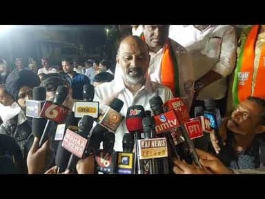 మీ చెల్లె అడిగిన ప్రశ్నలకు సమాధానం చెప్పు:బండి సంజయ్ వాఖ్య@Mithra_News