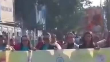 মাটিগাড়া: শিলিগুড়ি পুরনিগমের ৭৫তম বর্ষপূর্তি এবং মনিষী স্বামী বিবেকানন্দের ১৬৪তম জন্মদিবস উদযাপন করা হল