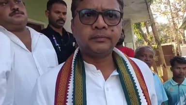 ଗୁଡାରି: ଗୁଡ଼ାରୀ ସହରକୁ ସଂଯୋଗ କରୁଥିବା ରାସ୍ତା ଓ ସରକାରୀ ବସ ସେବା ଯୋଗାଇ ଦେବା ଉପରେ ପ୍ରତିକ୍ରିୟା ରଖିଲେ କୋରାପୁଟ ସାଂସଦ ସପ୍ତଗିରି ଉଲ୍ଲାକା