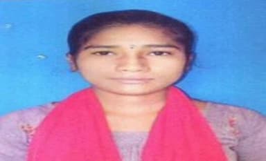 ಬಳ್ಳಾರಿ: ಕುಂಟನಾಳ್ ಗ್ರಾಮದ ನಿವಾಸಿ ಎಸ್. ರೋಜಮ್ಮ ಎನ್ನುವ ಯುವತಿ ಕಾಣೆ; ಪತ್ತೆಗಾಗಿ ಪೊಲೀಸರಿಂದ ಮನವಿ