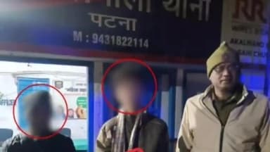 अथमलगोला: अथमलगोला में 78.5 लीटर देसी शराब के साथ दो तस्कर गिरफ्तार