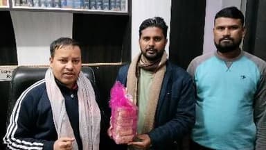 तेतरिया ब्लॉक प्रमुख विनय कुमार जी कि मुलाकात दिल्ली विनय बिहारी जी से पूर्व DGP अनिल प्रथम क़े निजी सचिव है