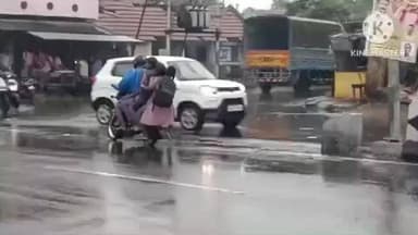 கரூர்: மாவட்டத்தில் 158.70 மில்லி மீட்டர் மழை பதிவானதாக மாவட்ட நிர்வாகம் அறிவிப்பு சராசரியாக 13.23 மில்லி மீட்டர்