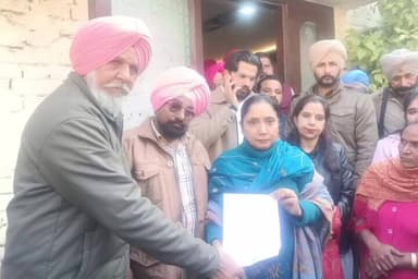 ਮਲੋਟ: ਪੈਨਸ਼ਨਰਜ਼ ਐਸੋਸੀਏਸ਼ਨ ਪਾਵਰਕਾਮ ਮੰਡਲ ਨੇ ਮੰਗਾਂ ਸਬੰਧੀ ਮਲੋਟ ਵਿਖੇ ਕੈਬਨਿਟ ਮੰਤਰੀ ਡਾ. ਬਲਜੀਤ ਕੌਰ ਨੂੰ ਦਿੱਤਾ ਮੰਗ ਪੱਤਰ